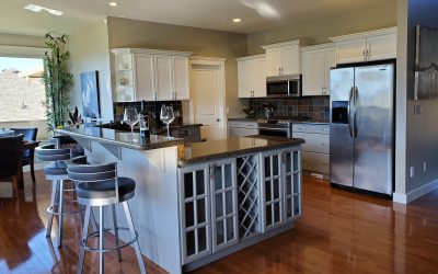 Why You Should Refinish Your Cabinets Instead Of Replacing